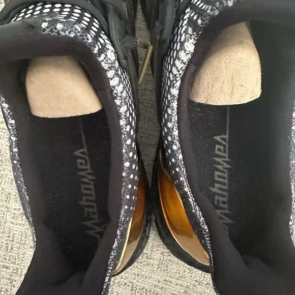 Adidas Ultraboost Size 12 - Picture 8 of 8